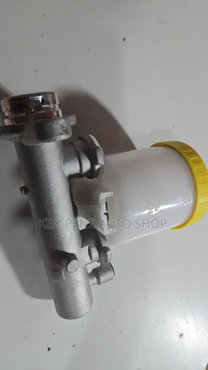 Nissan Sahara Brake Master Cylinder