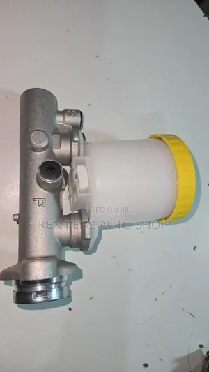 Nissan Sahara Brake Master Cylinder