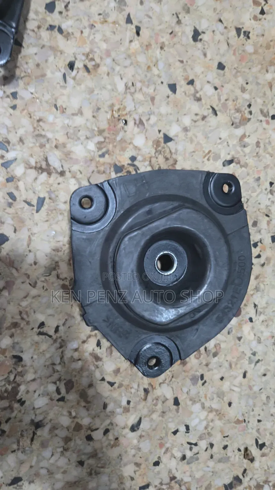 Nissan Xtrail Shock Mounting
