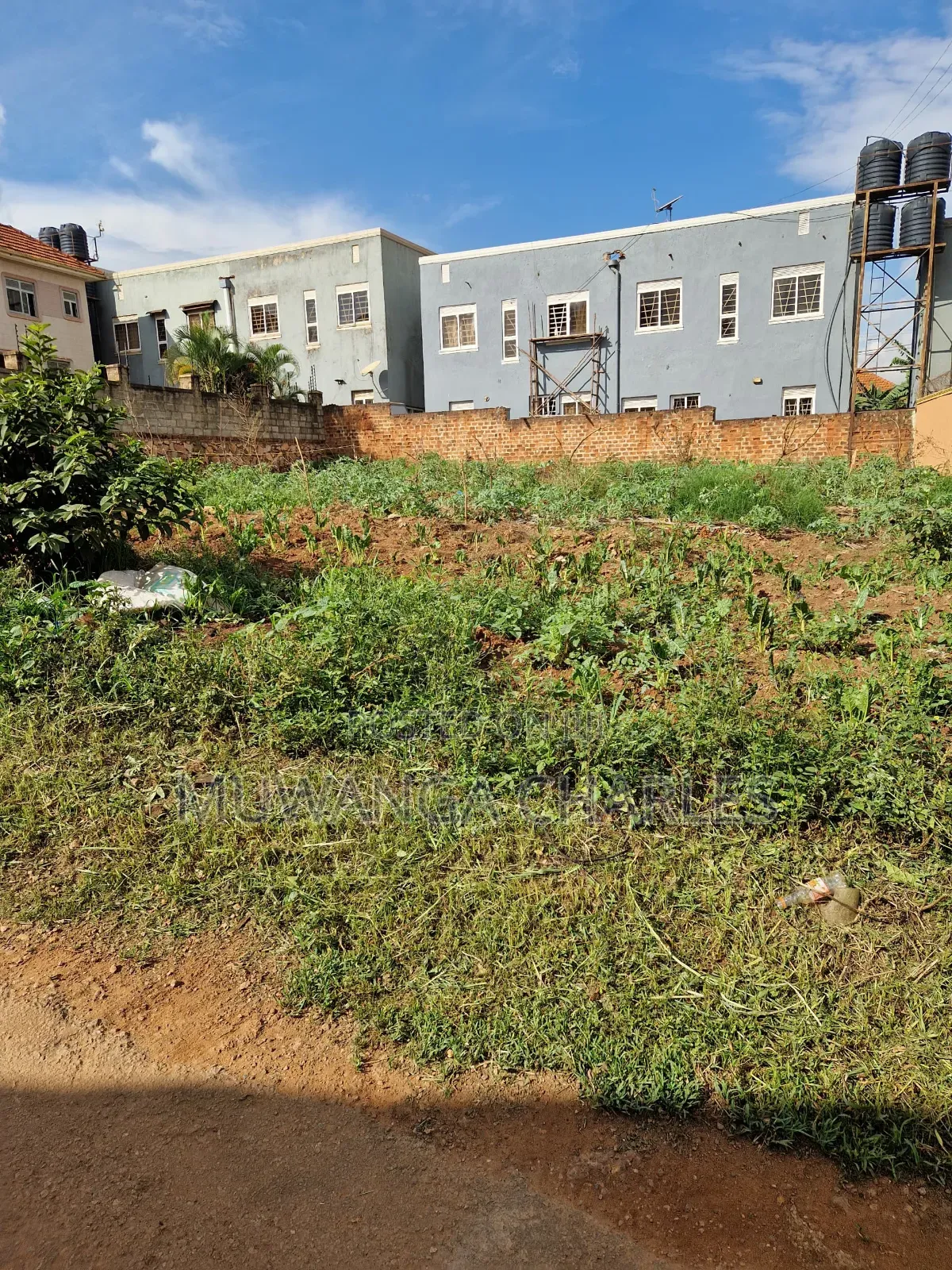 Plots on Sale in Kira