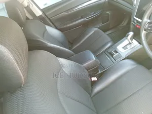 Subaru Legacy 2010 Off white