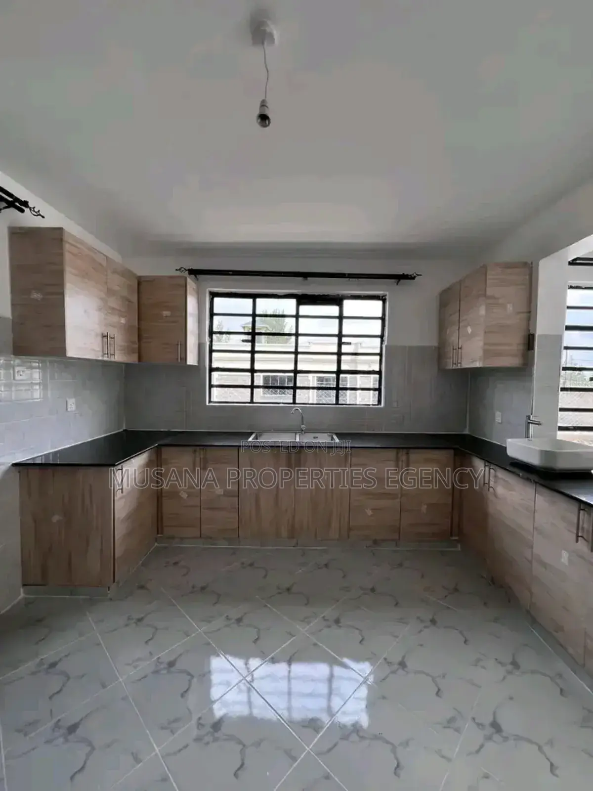 3bdrm Apartment in Kansanga, Central Division for rent