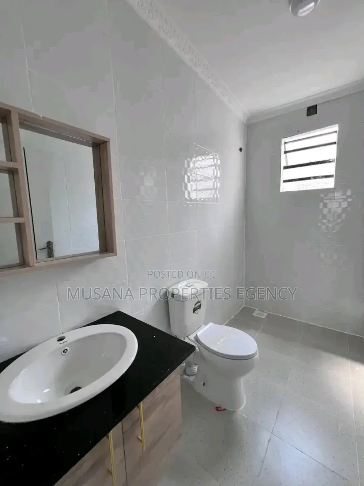 3bdrm Apartment in Kansanga, Central Division for rent