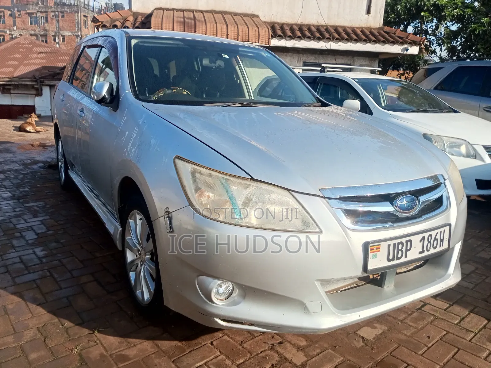 Subaru Exiga 2010 Silver