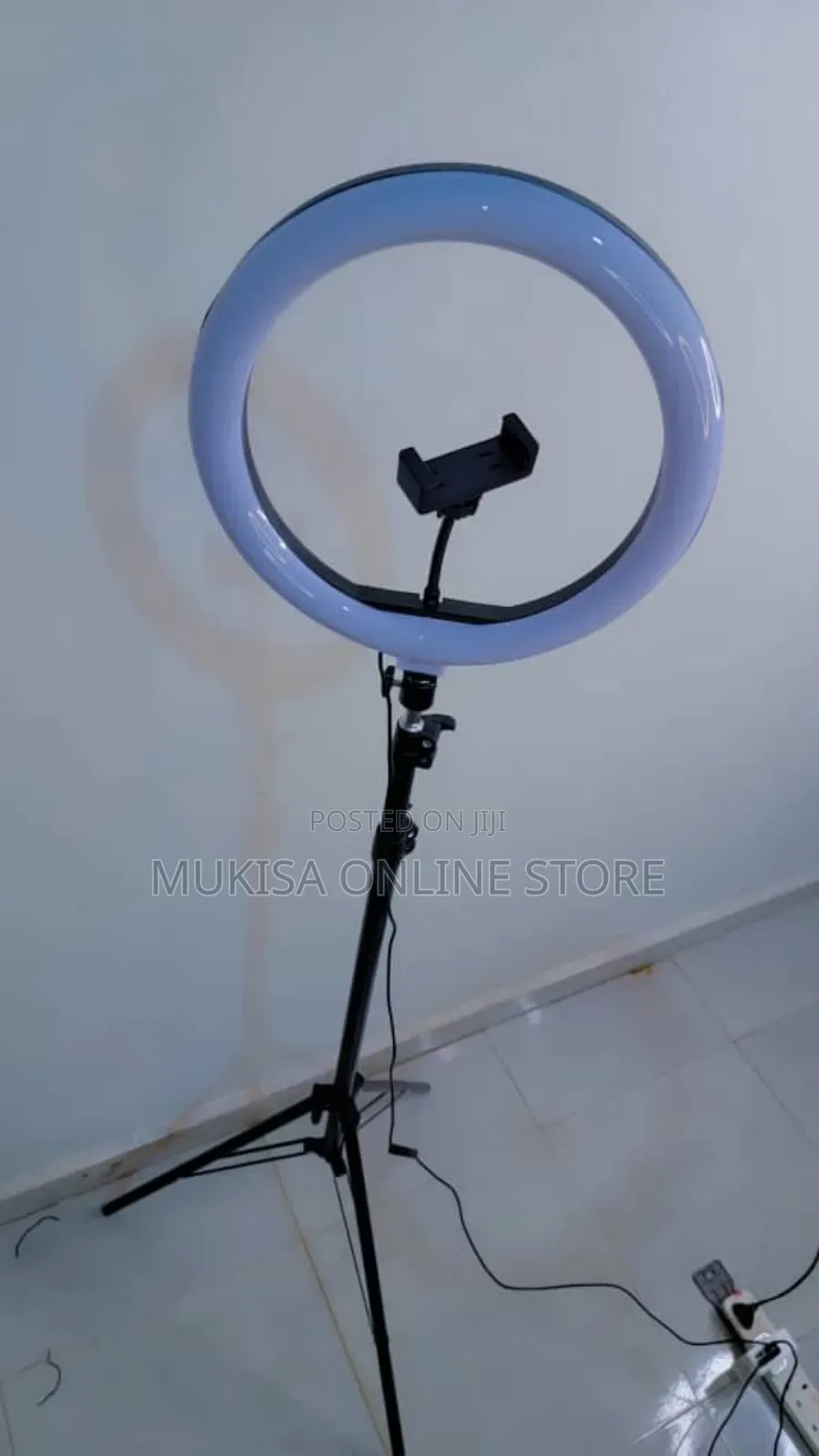 Portable Led Ring Light With a Built-in Phone Holder