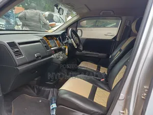 Honda Crossroad 2010 Silver