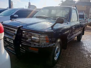Nissan Pick-Up 2.5D 1998