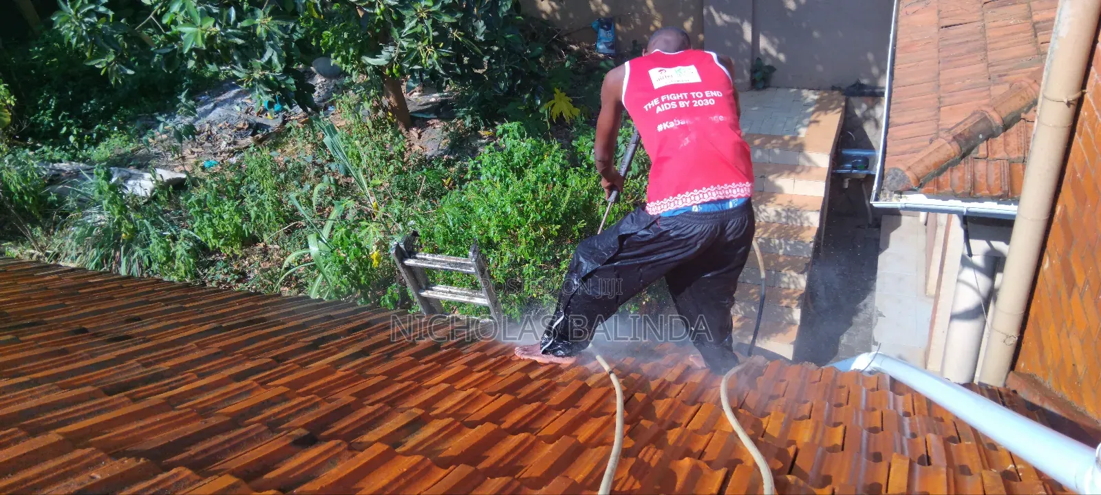 Roof Tiles Cleaning