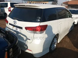 Toyota Wish 2011 White