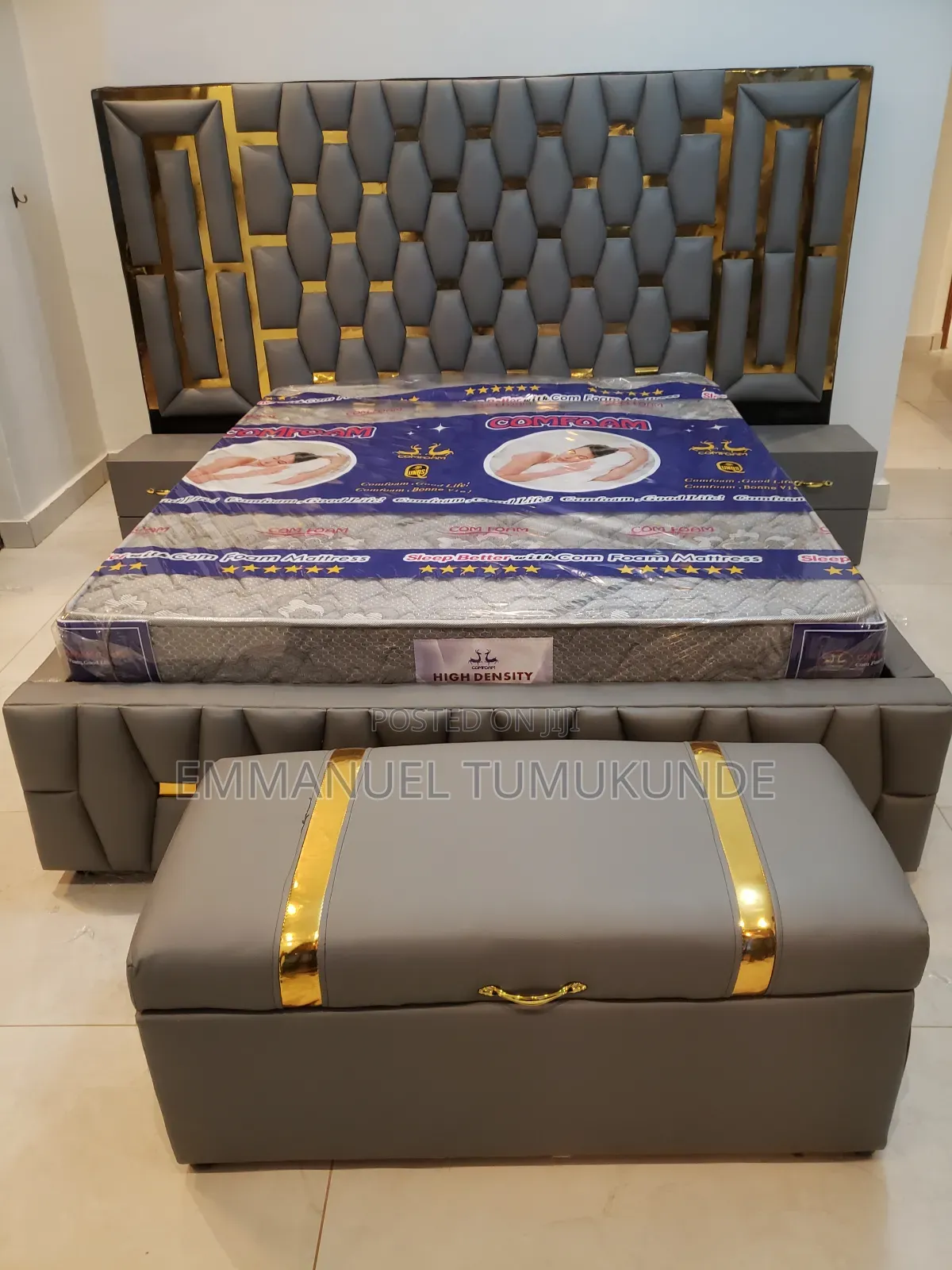 Geometric Bed 5x6 Full Set but No Mattress