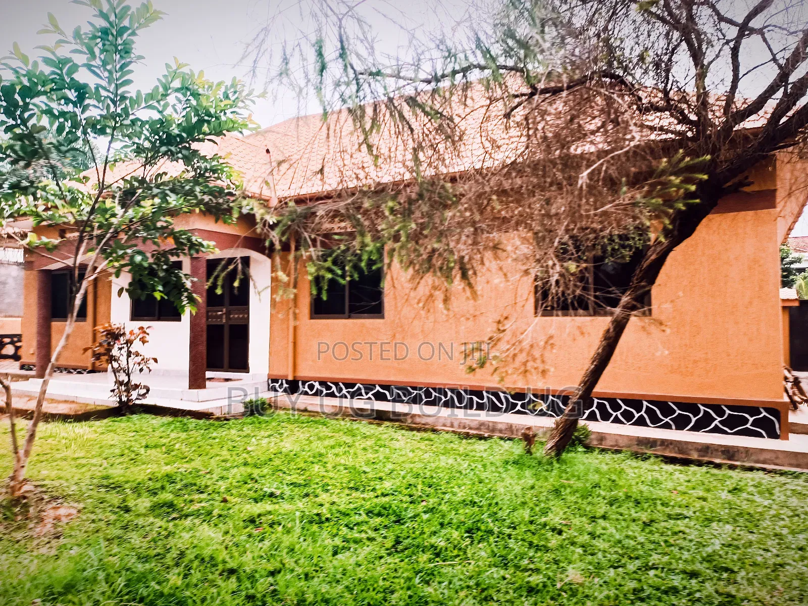 4bdrm Bungalow in Namugongo Sonde Town, Division A for sale
