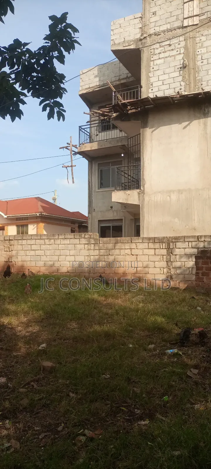 Gayaza Plot House on 50*116 Ft