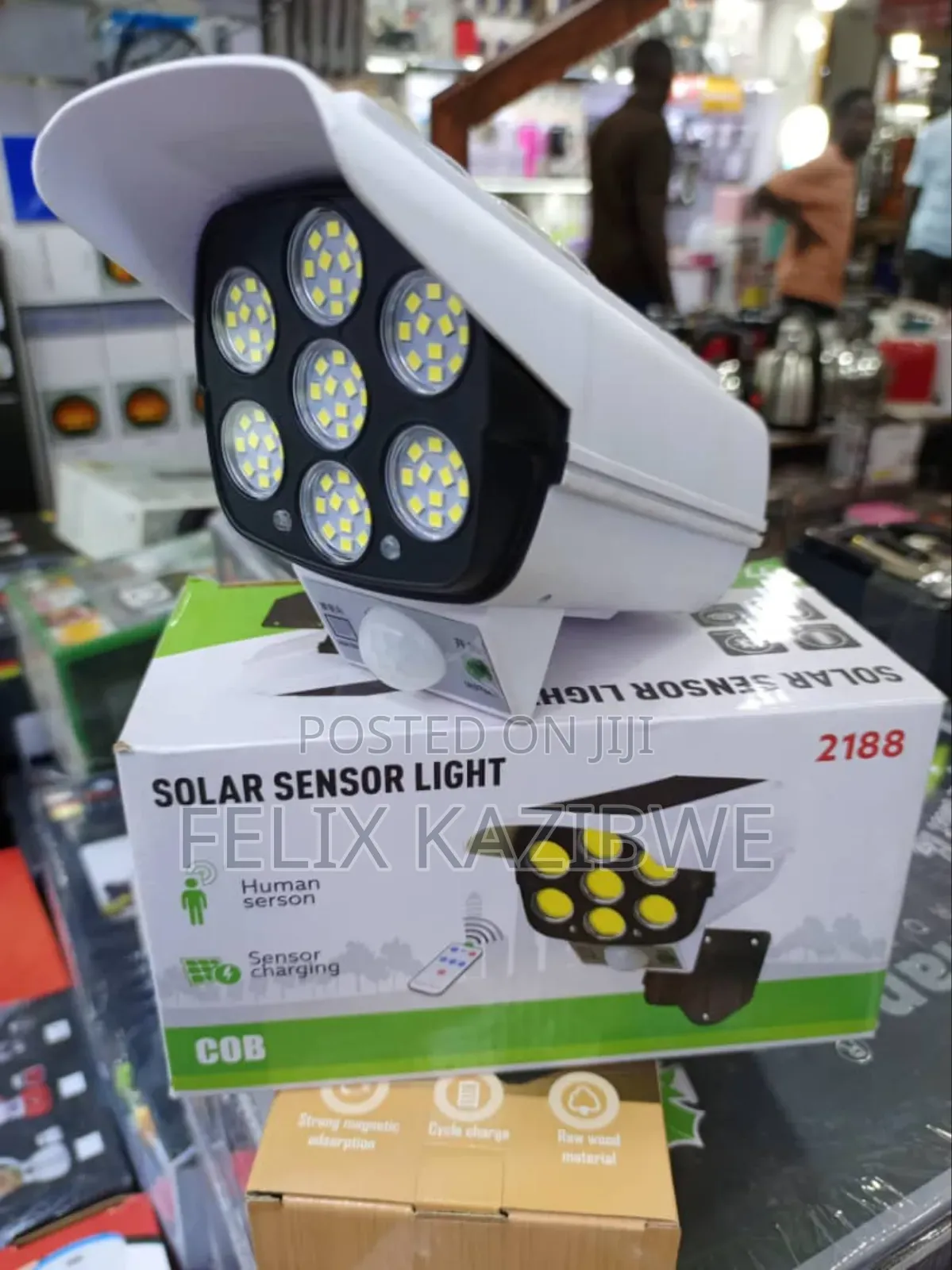 Led Camera Shaped Solar Light Motion Sensor Wall Lamp.