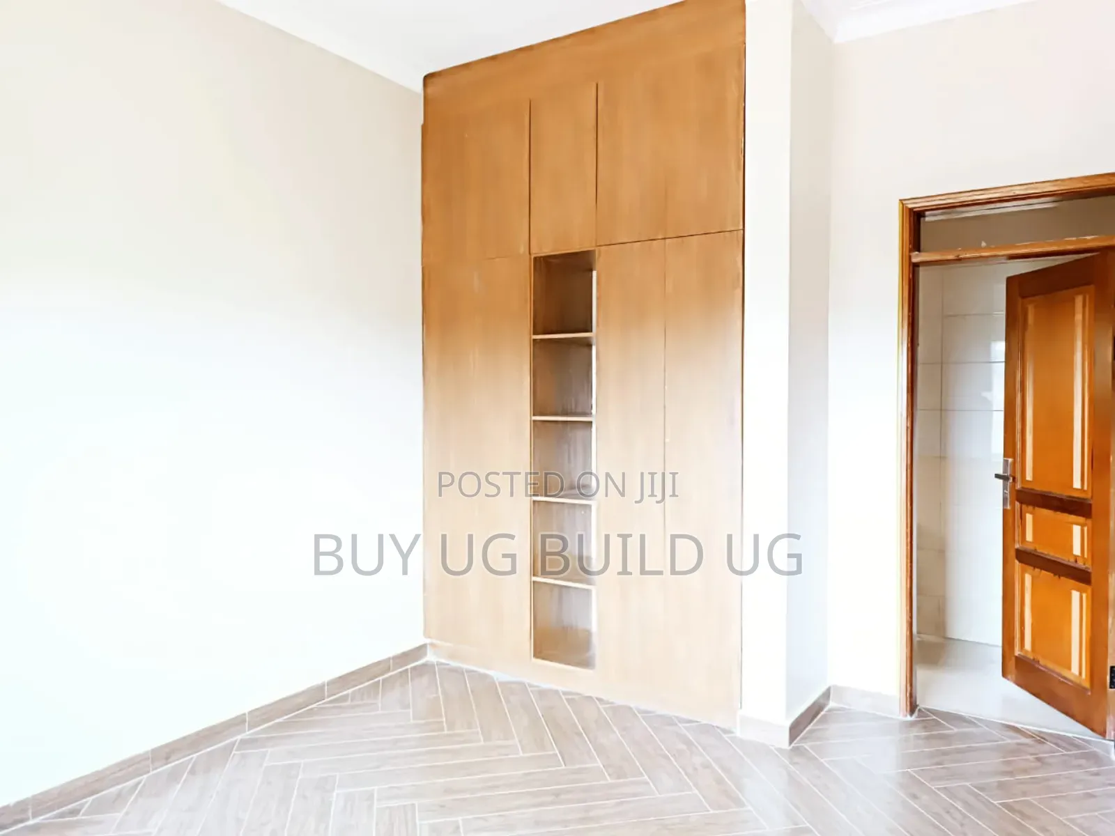 4bdrm Bungalow in Kira Town for sale