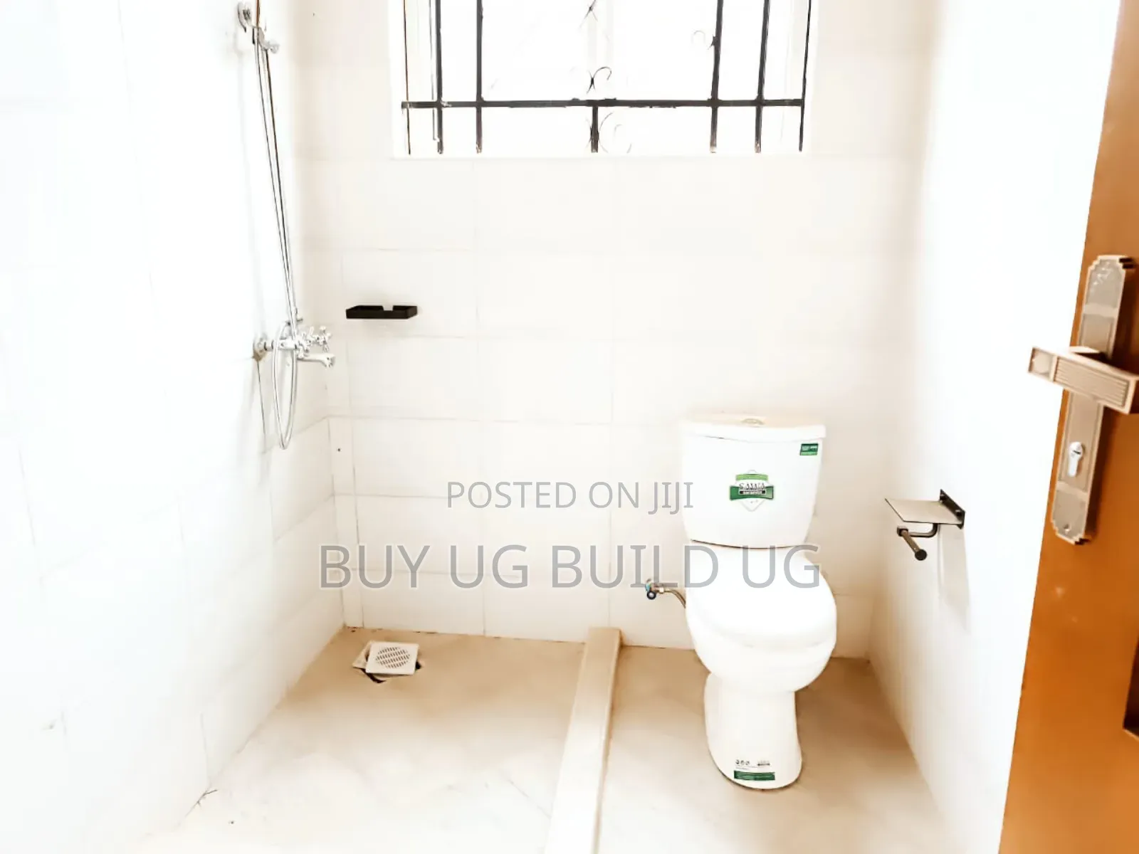 4bdrm Bungalow in Kira Town for sale