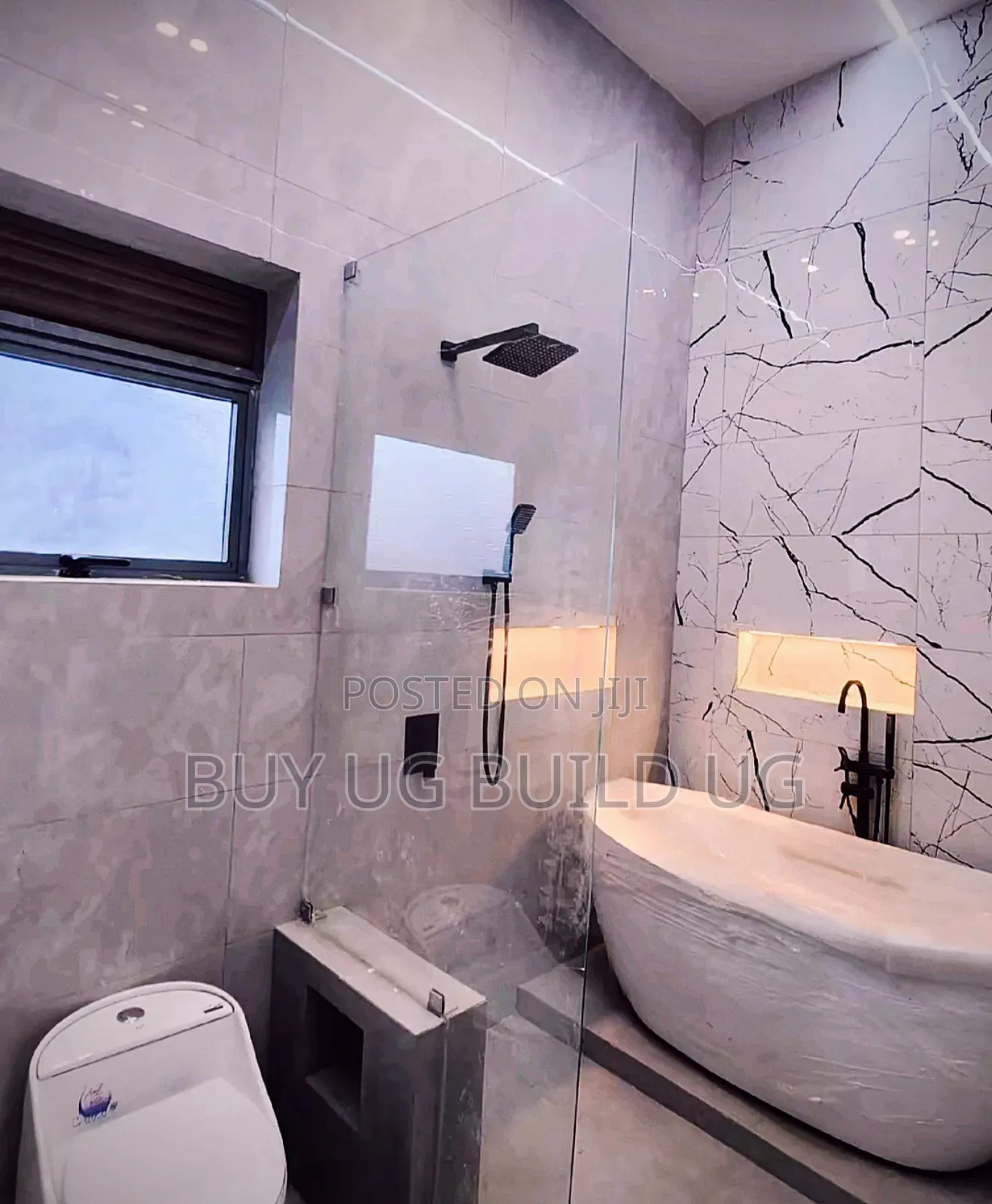4bdrm Mansion in Kira Mamelto Road for sale
