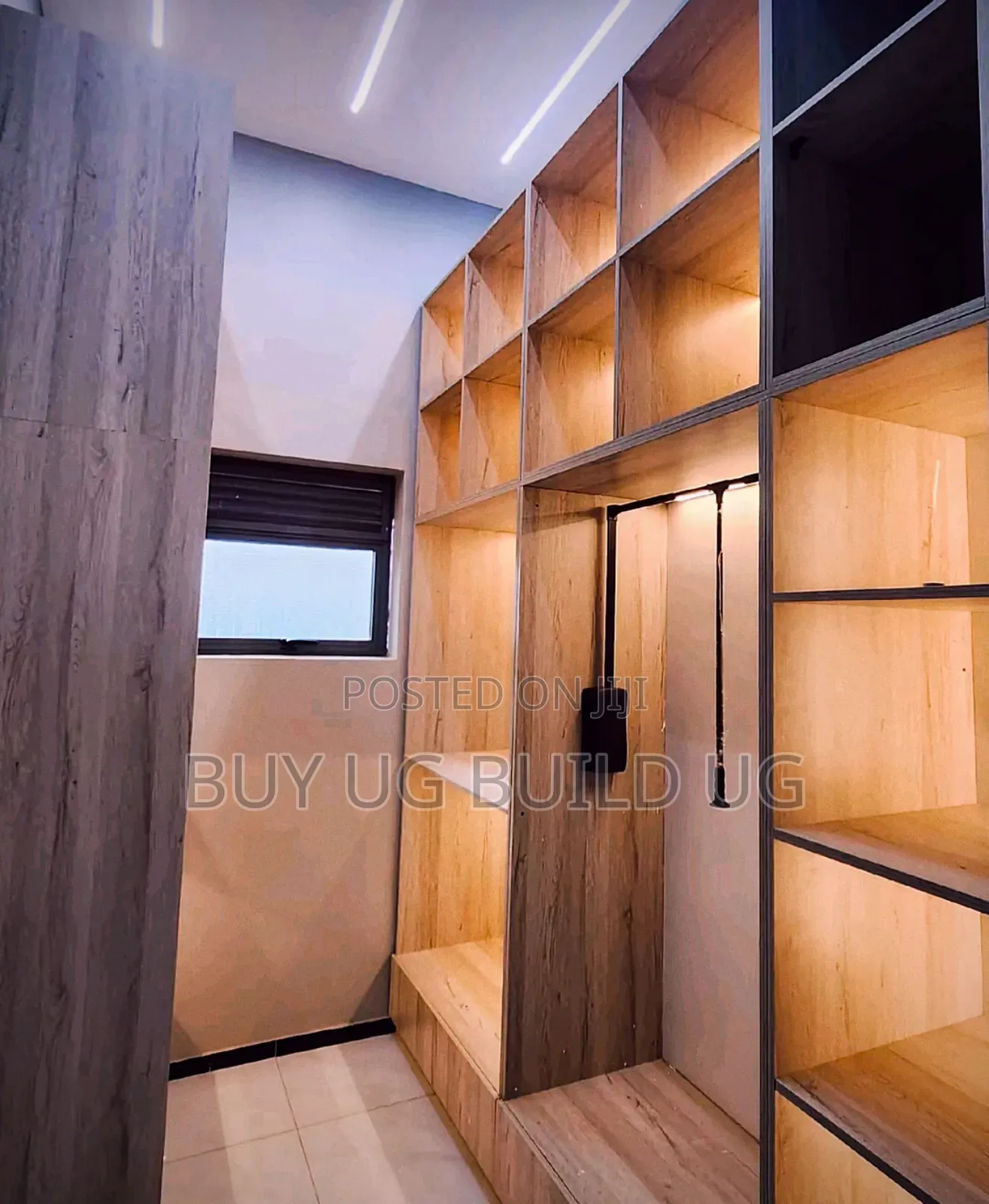 4bdrm Mansion in Kira Mamelto Road for sale