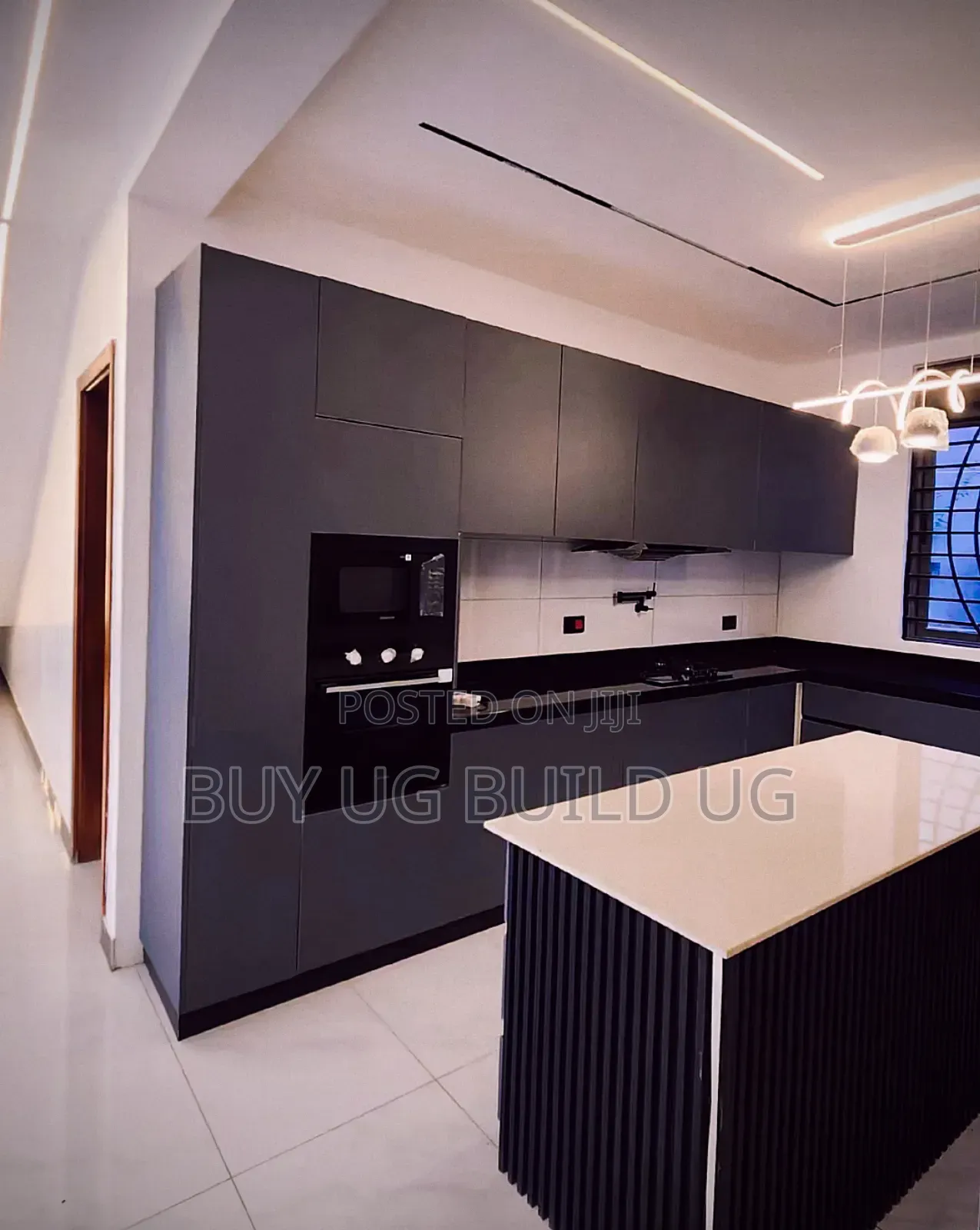 4bdrm Mansion in Kira Mamelto Road for sale
