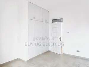 6bdrm Maisonette in Kira for sale