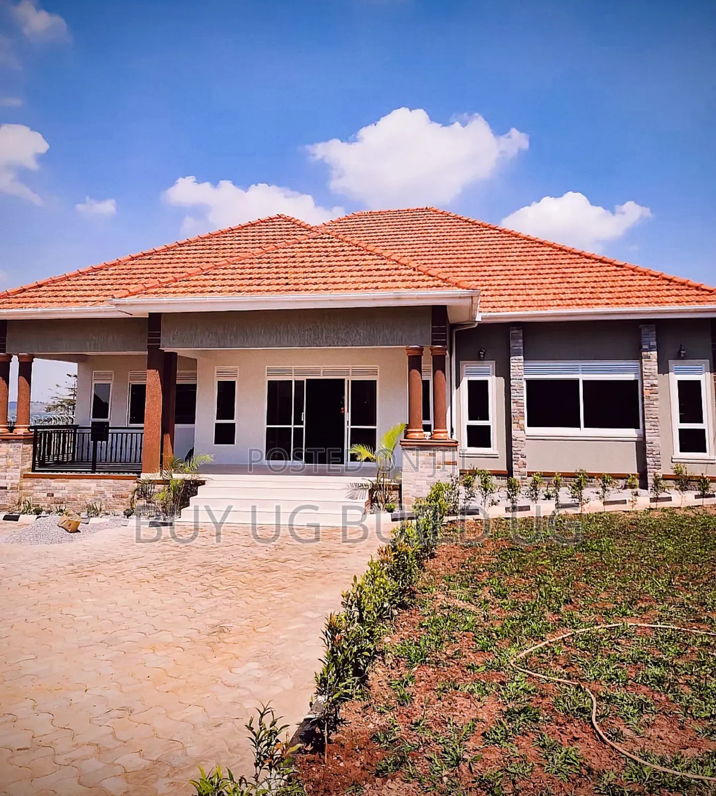 4bdrm Bungalow in Akright City, Division A for sale