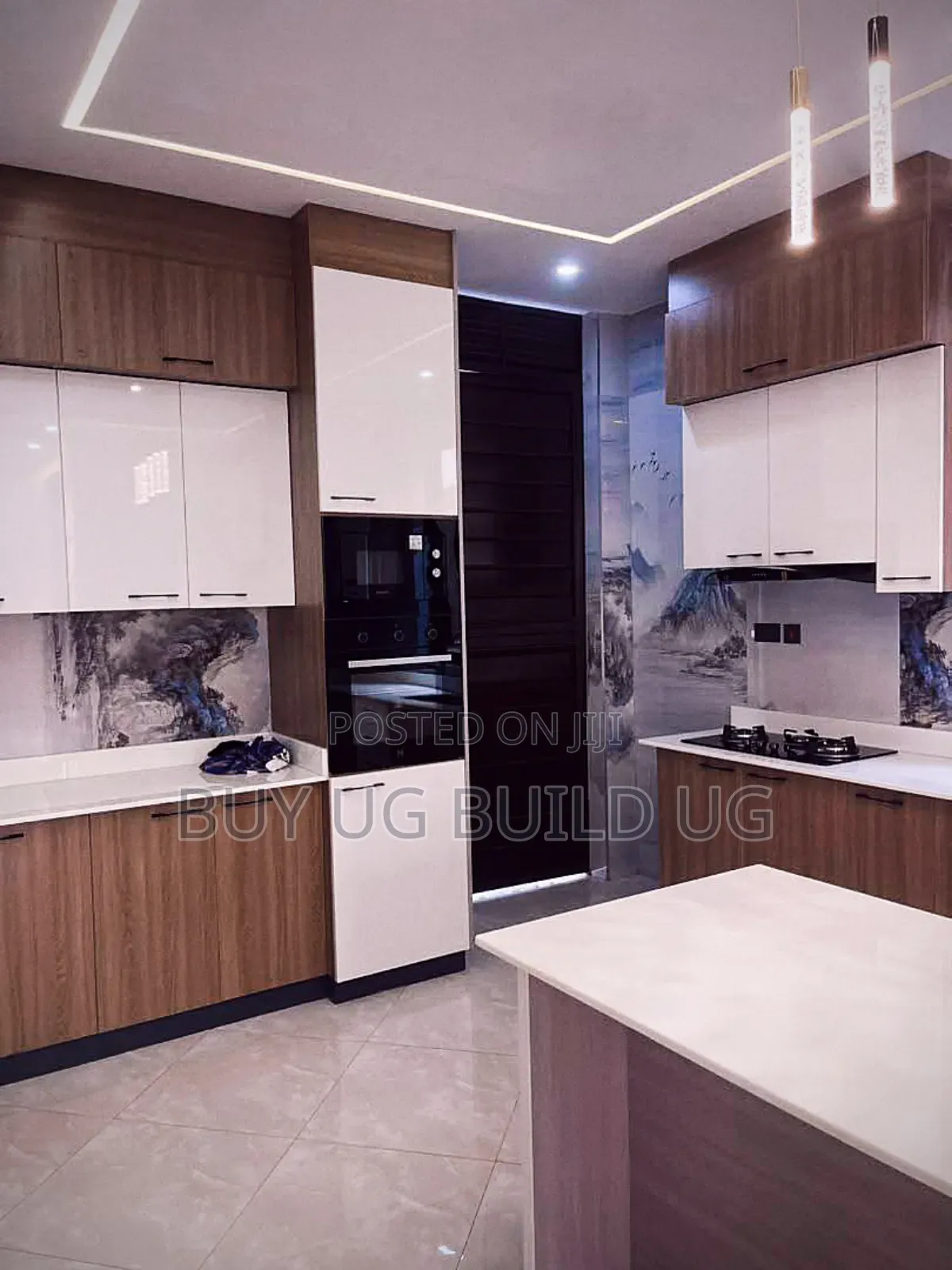 6bdrm Maisonette in Bwebajja Akright, Division A for sale