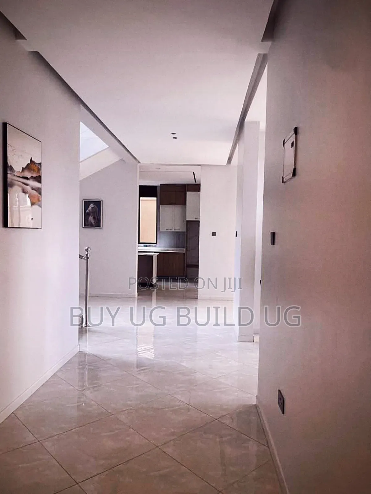 6bdrm Maisonette in Bwebajja Akright, Division A for sale
