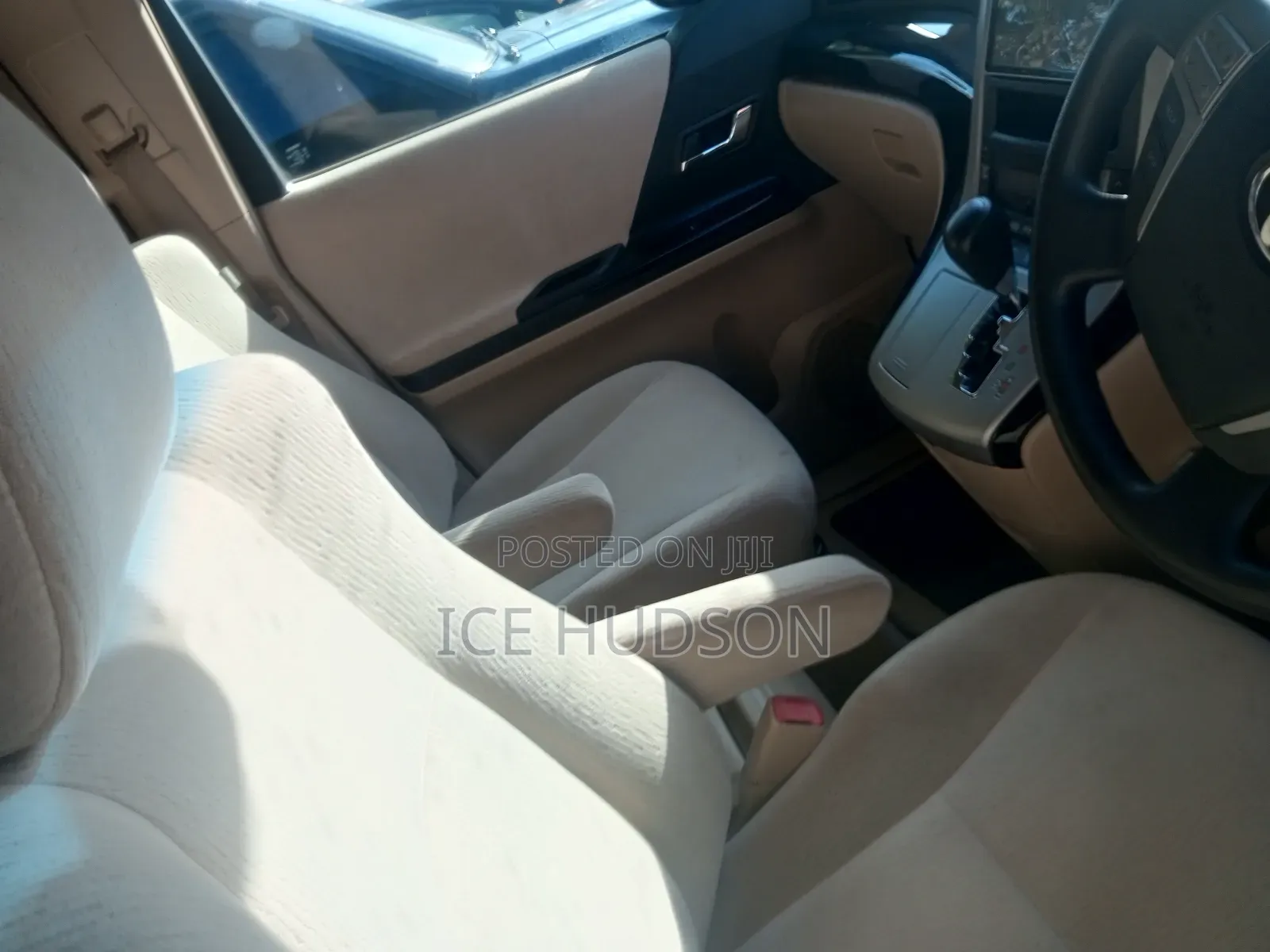 Toyota Alphard 2010 Black