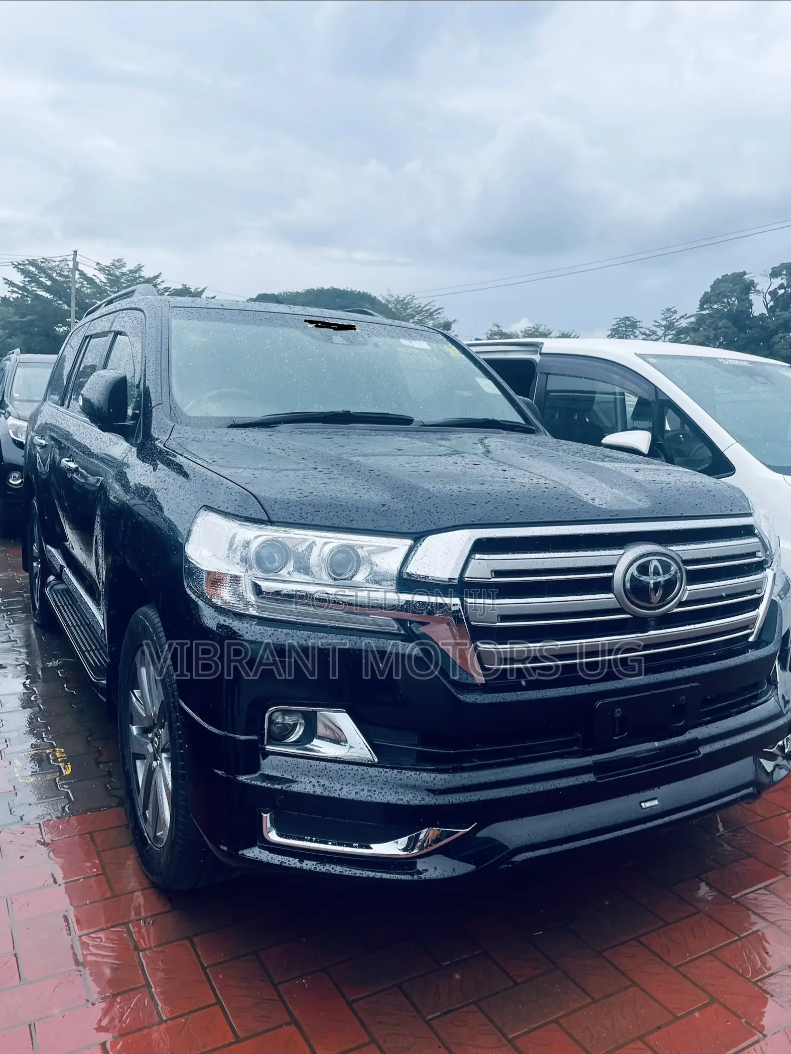 Toyota Land Cruiser 4.6 V8 ZX 2018 Black