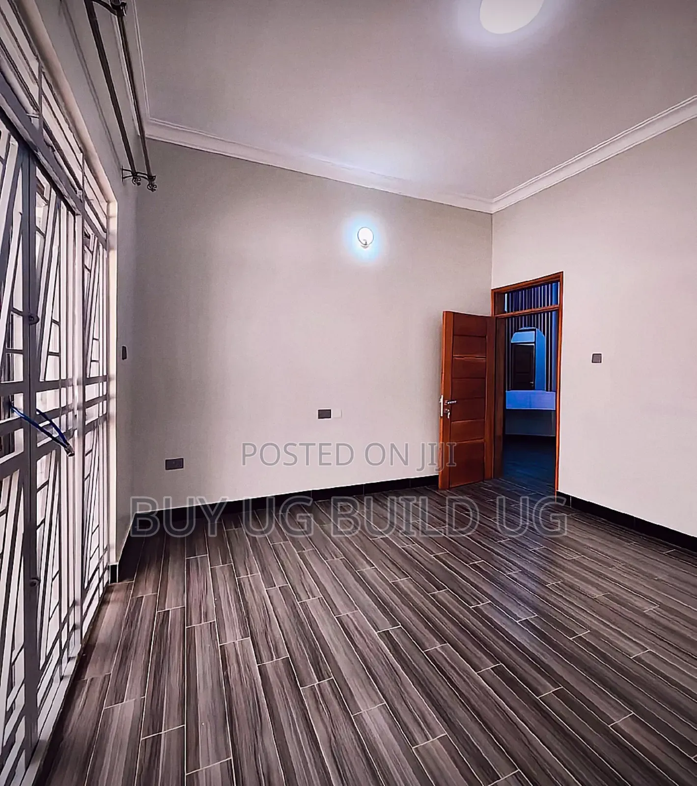 3bdrm Bungalow in Kitende Entebbe Road, Central Division for sale