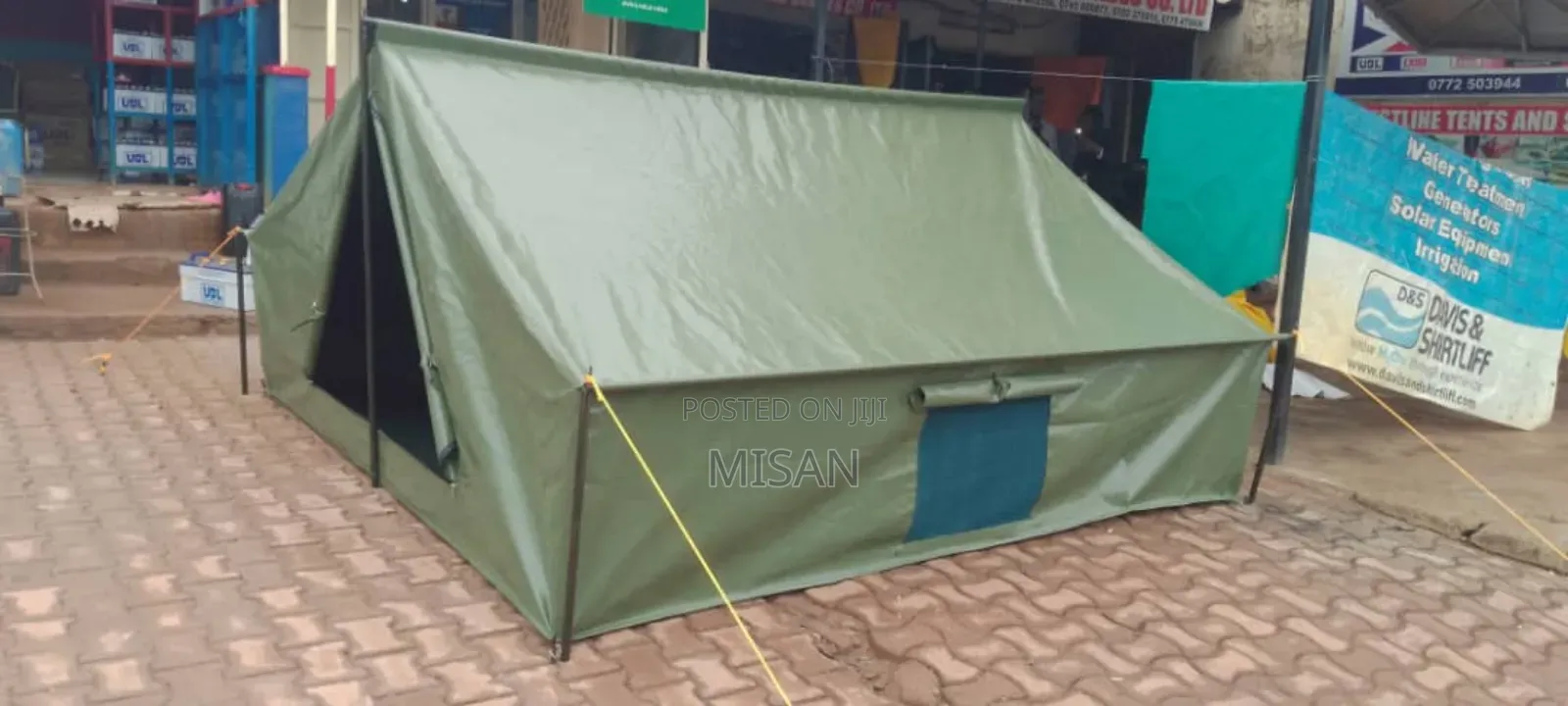 4 Man Sleeping/ Camping Tent