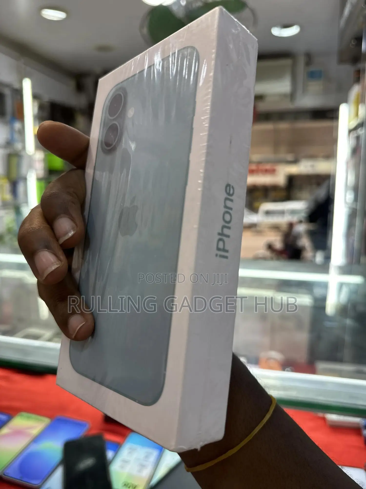 New Apple iPhone 16 128 GB Green