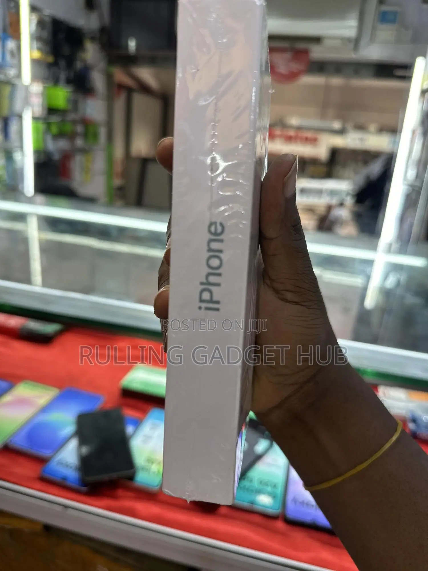 New Apple iPhone 16 128 GB Green