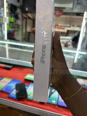 New Apple iPhone 16 128 GB Green