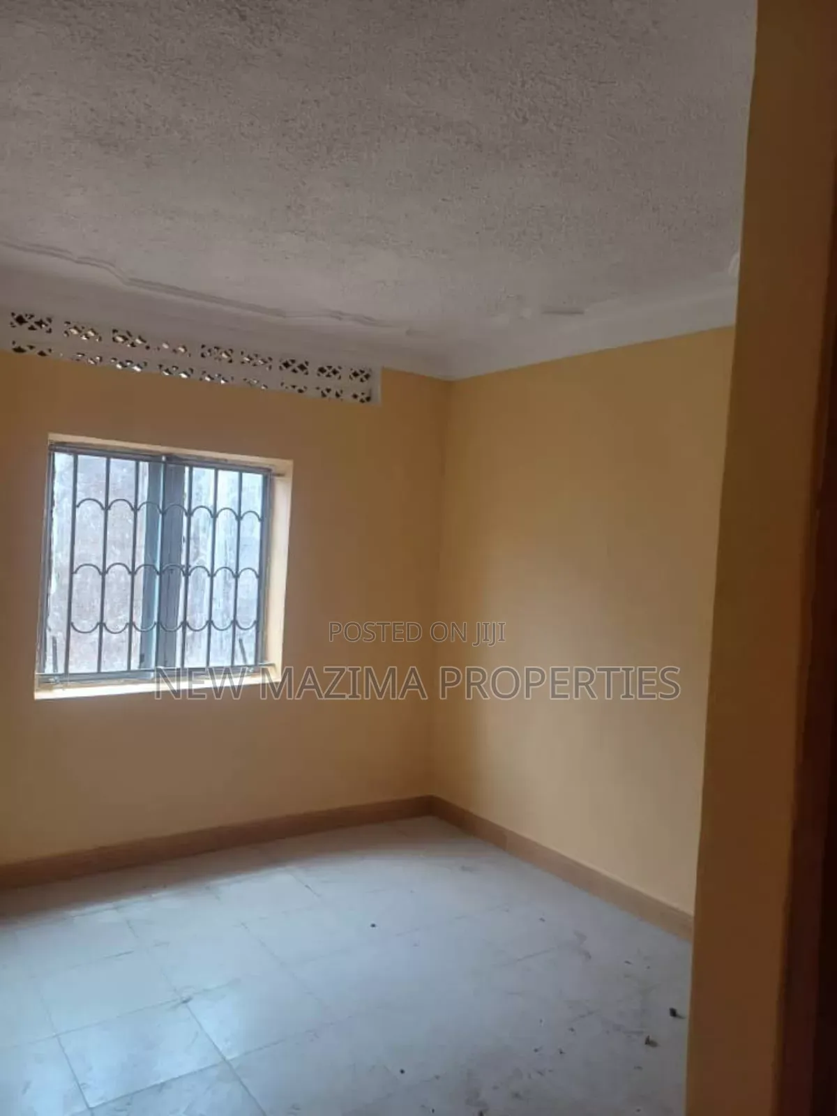 3bdrm House in Namasuba Town, Central Division for sale