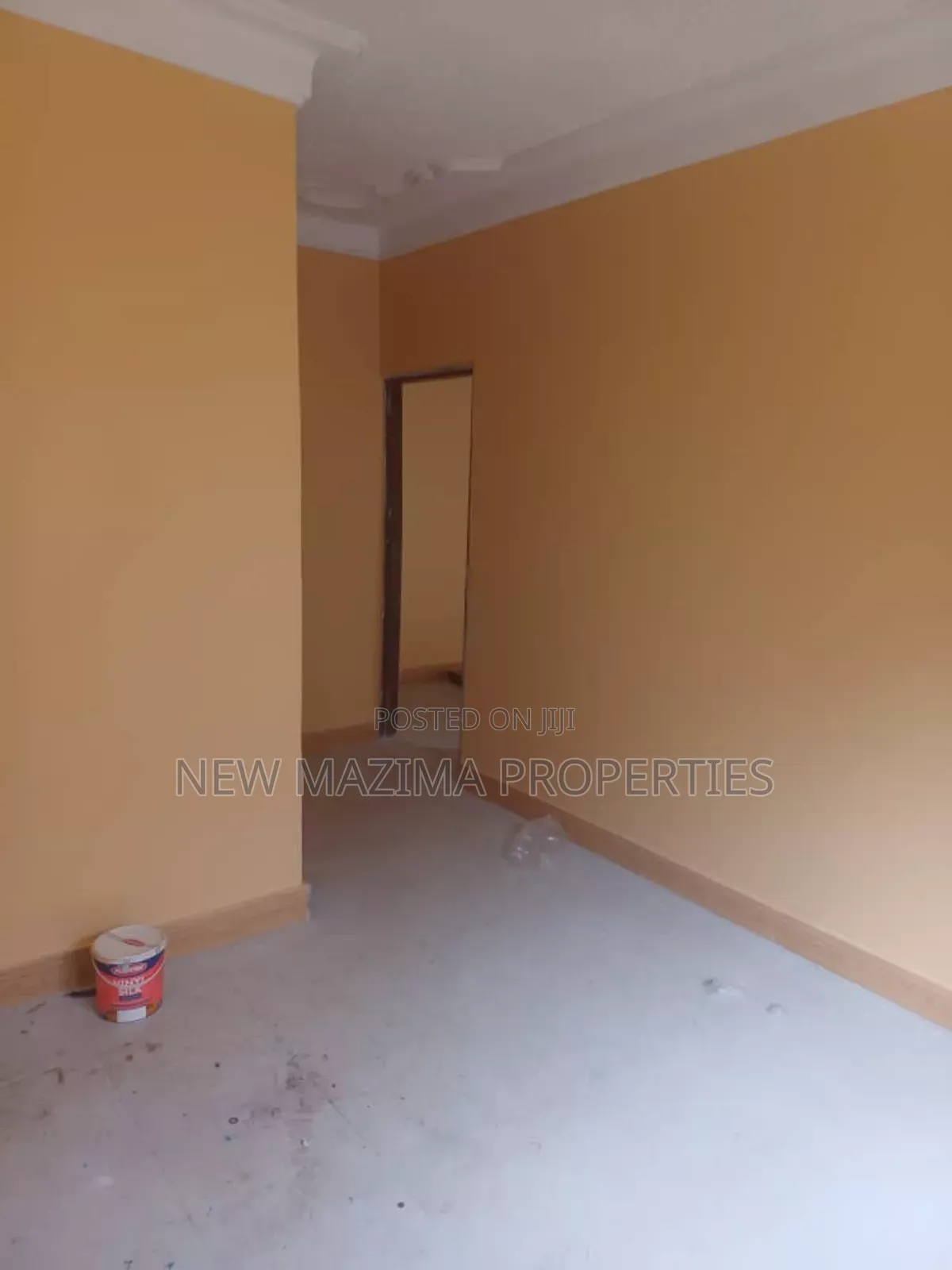 3bdrm House in Namasuba Town, Central Division for sale