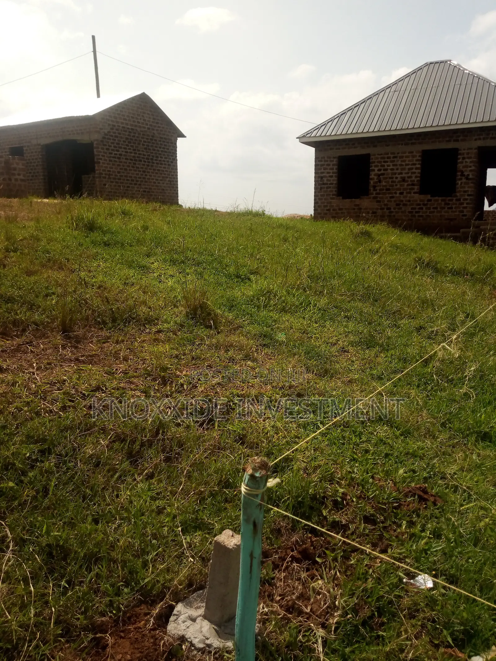Plot 4 Sale 30x60ft at 8m Ugx Sentema Town
