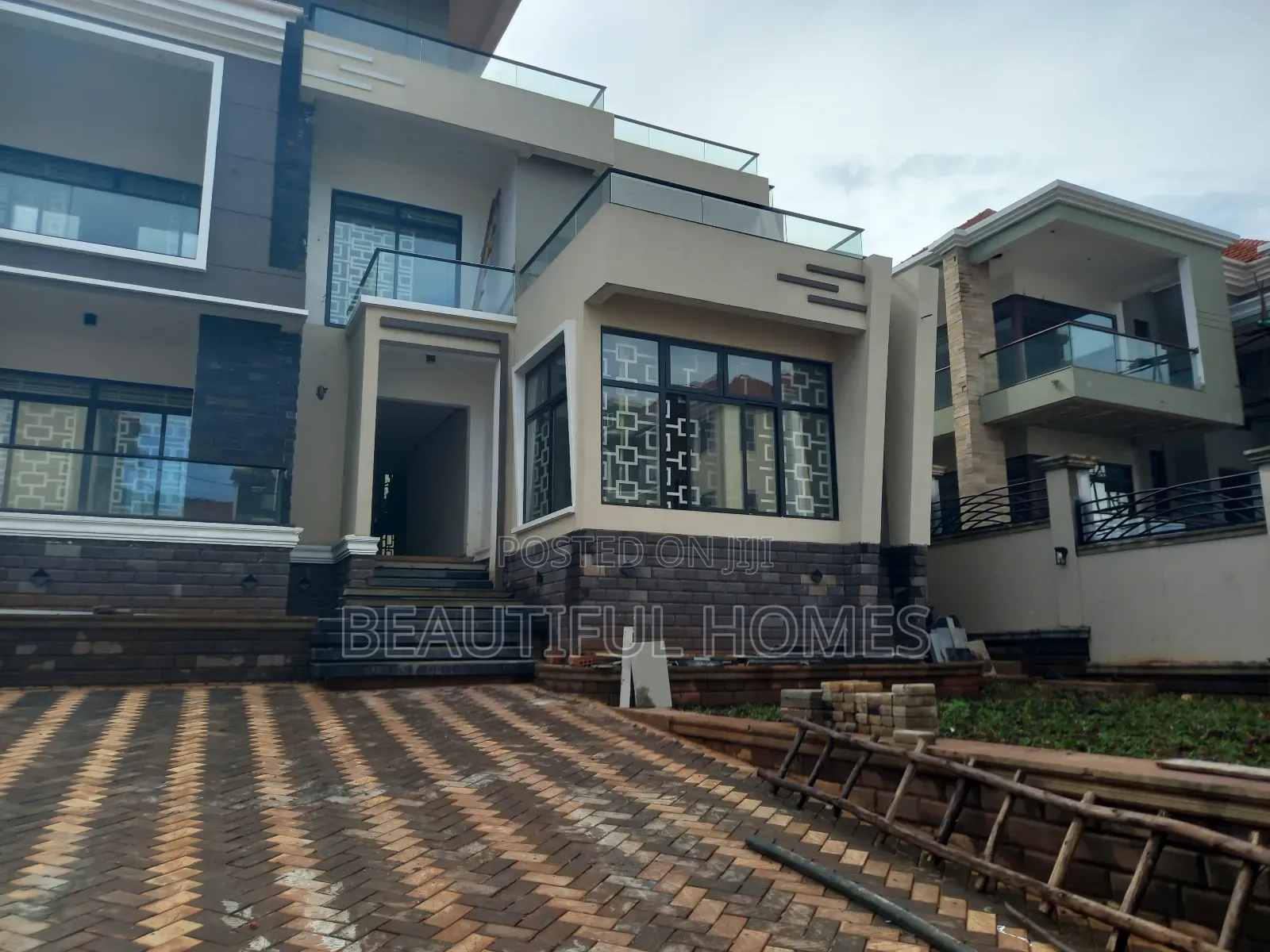 Furnished 6bdrm Mansion in Ntinda, Central Division for sale