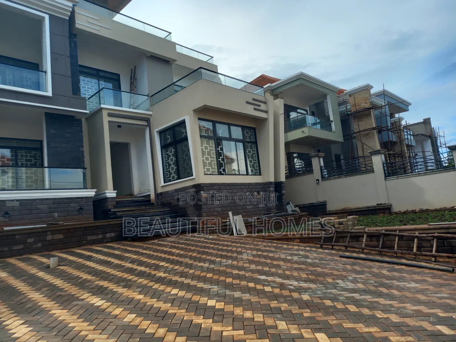 Furnished 6bdrm Mansion in Ntinda, Central Division for sale