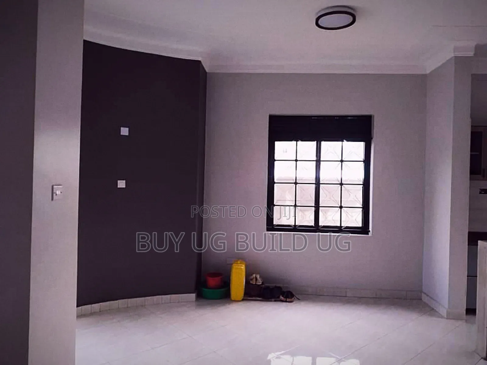 3bdrm Bungalow in Kira Mamelto Road, Central Division for sale