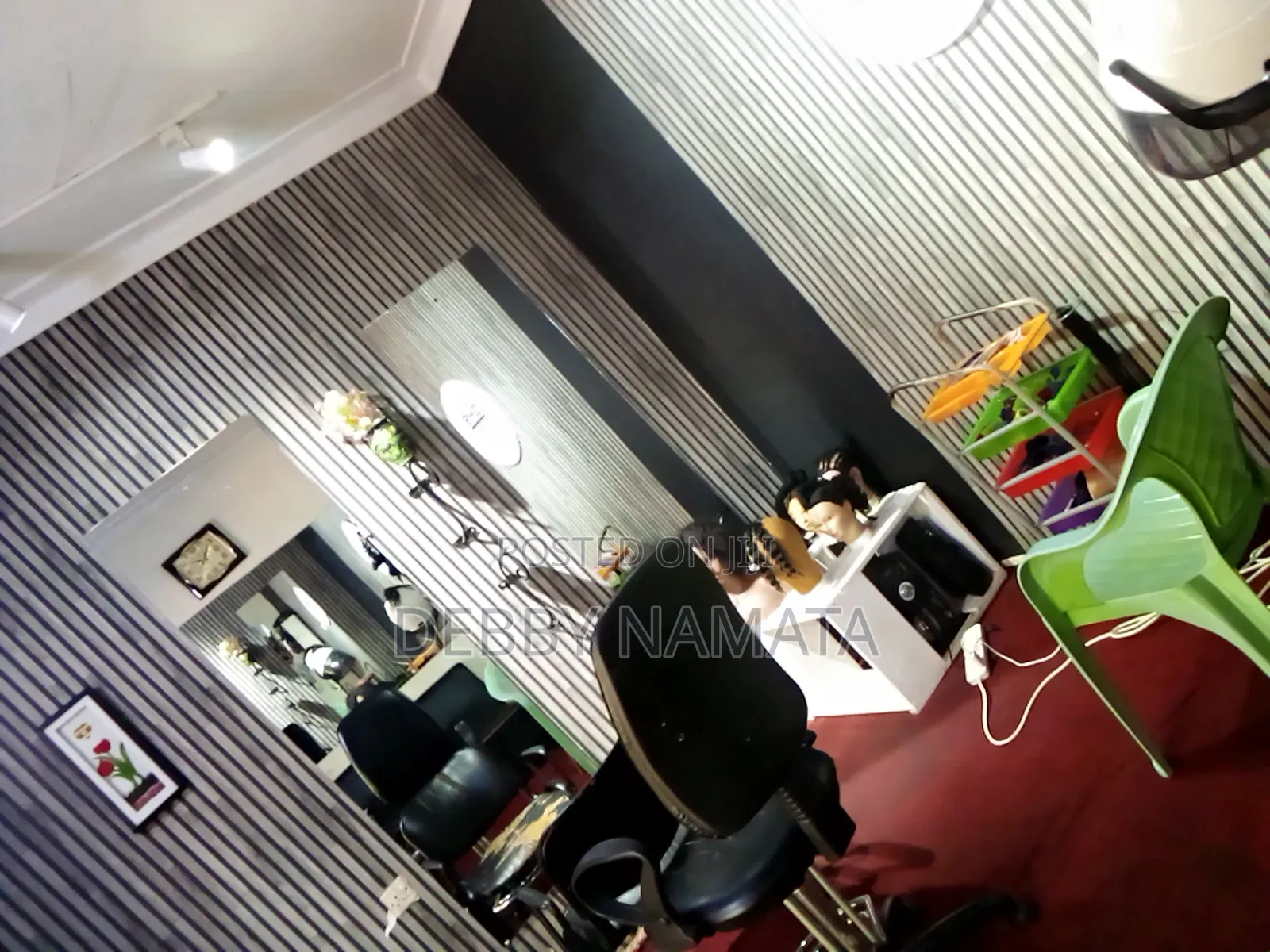 Salon on Sale