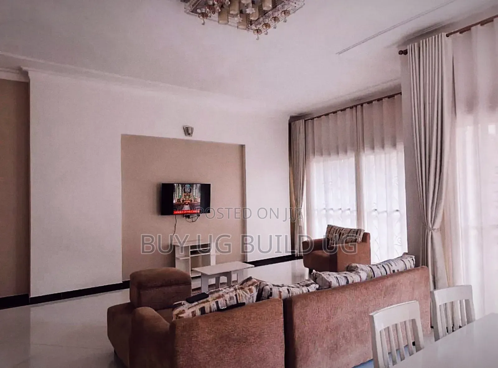 4bdrm Bungalow in Kira Mamelto Road, Central Division for sale