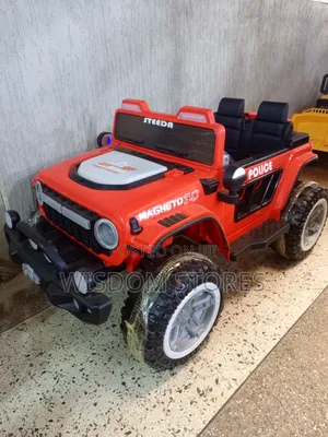 Steeda Magneto 30 12v Electric Ride-on Toy Jeep.