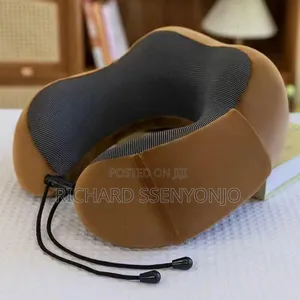 Rollneck Pillow
