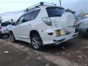 Toyota RAV4 2008 White