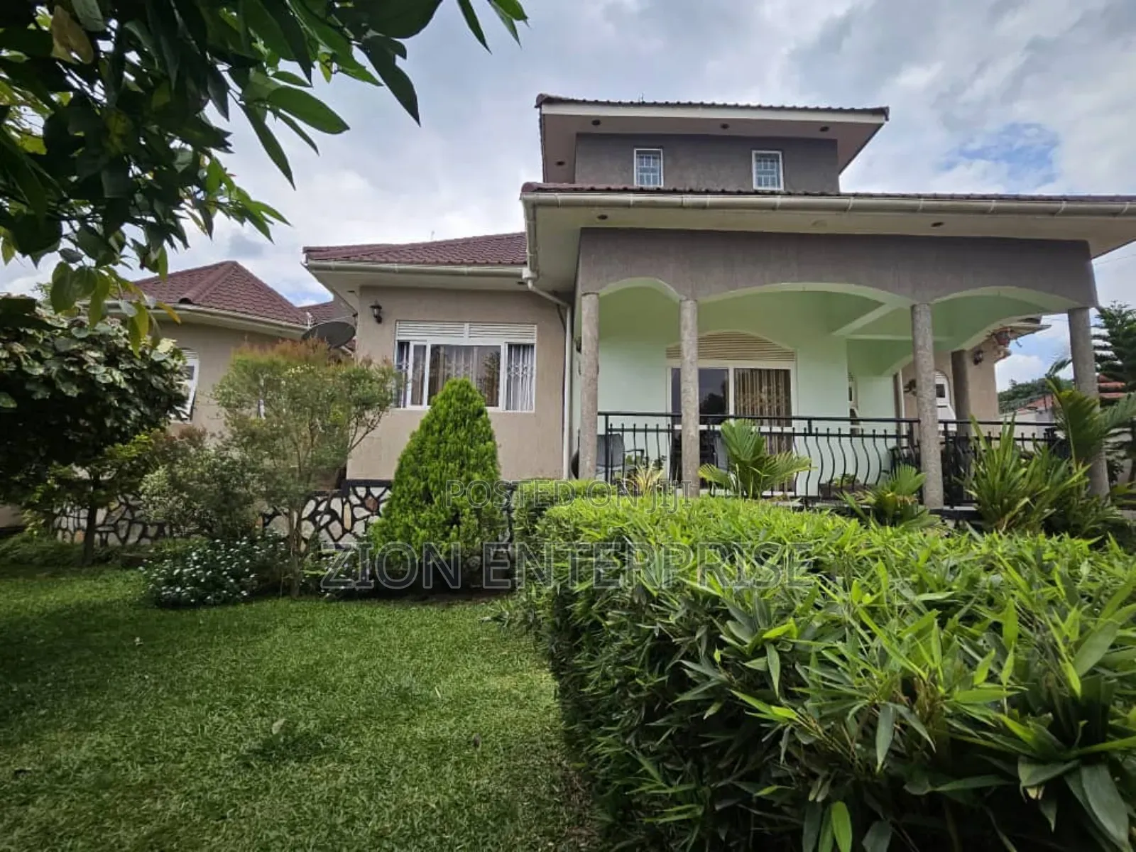 Furnished 4bdrm House in Nama for sale