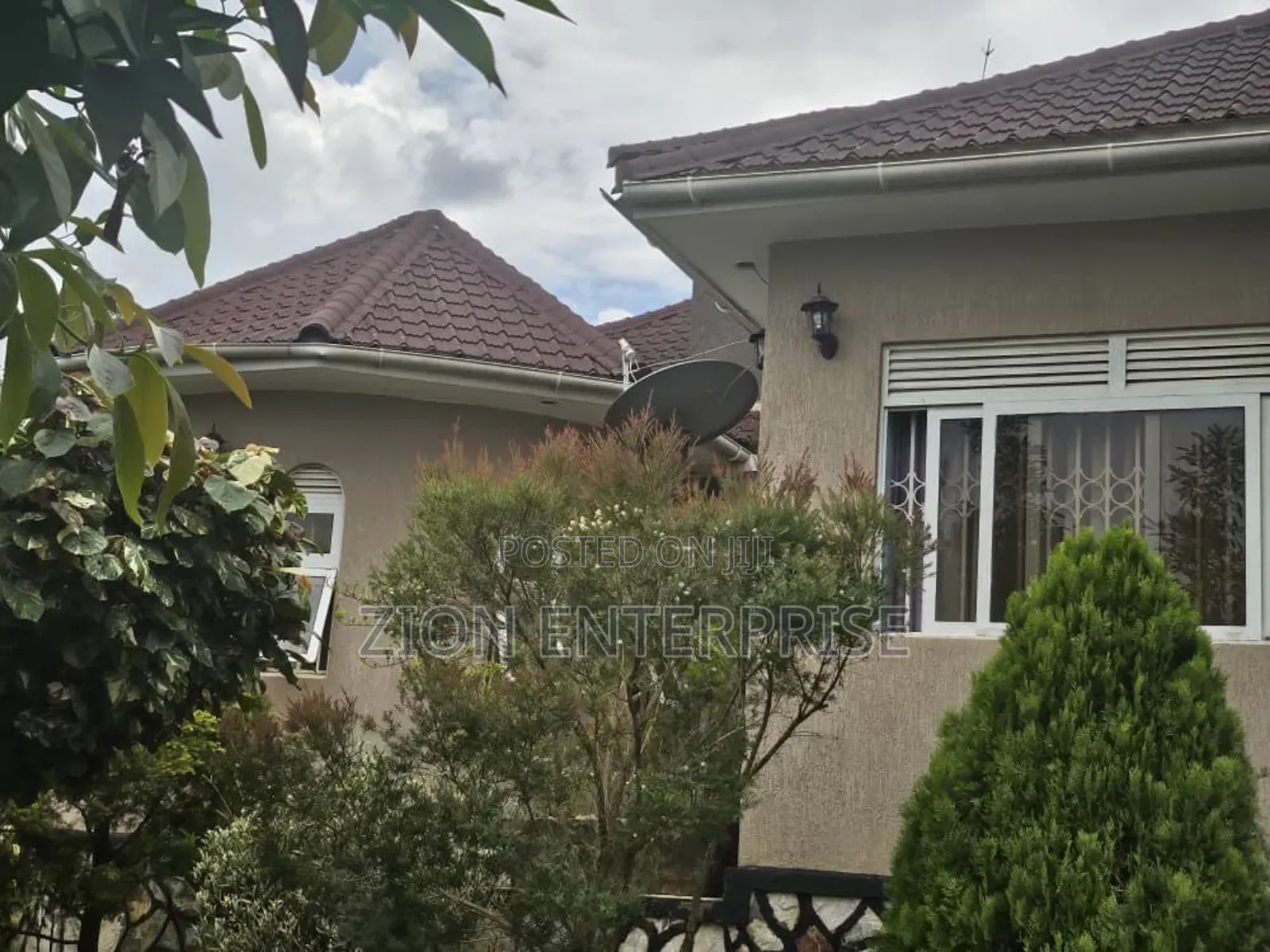 Furnished 4bdrm House in Nama for sale