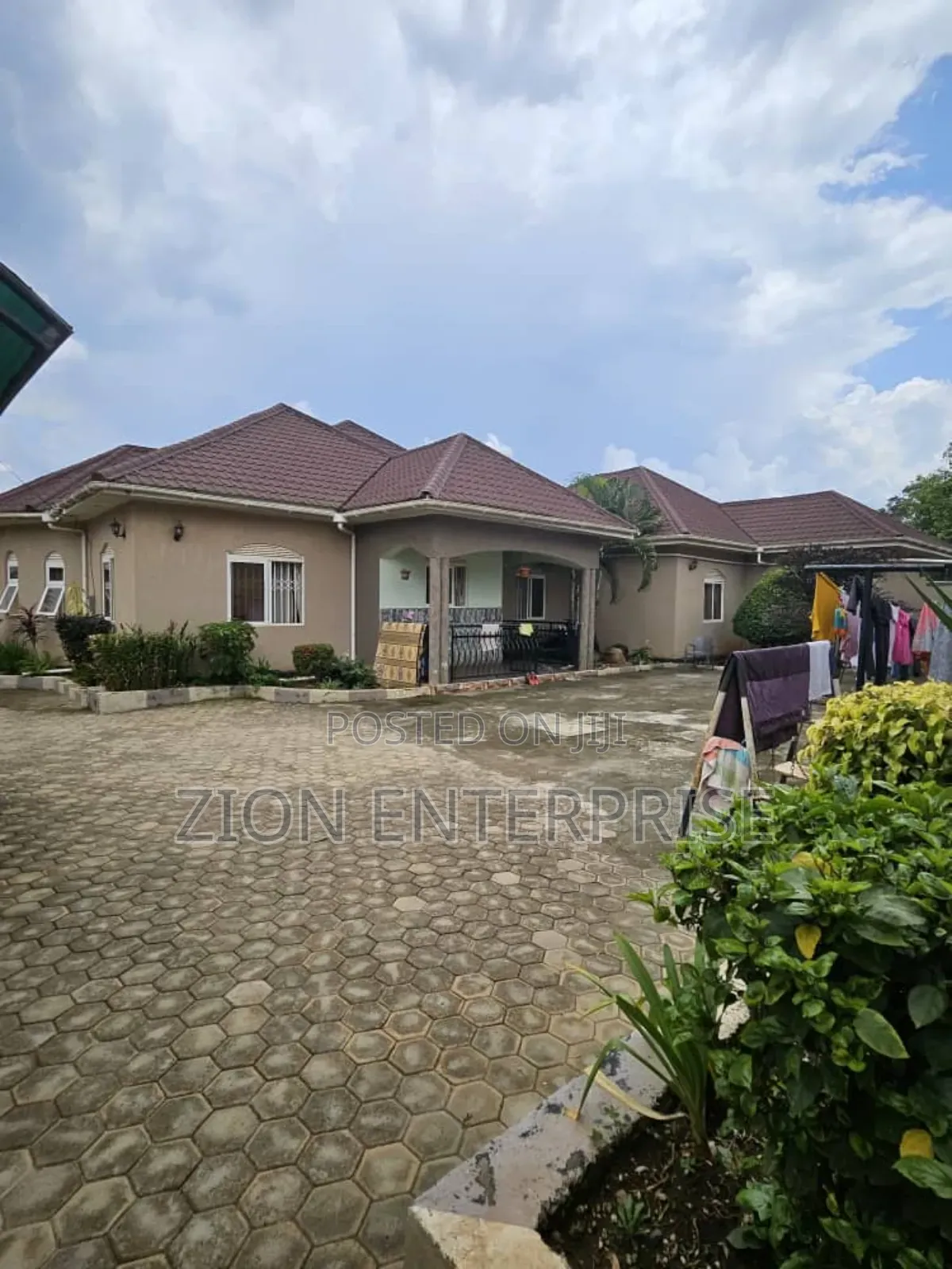 Furnished 4bdrm House in Nama for sale
