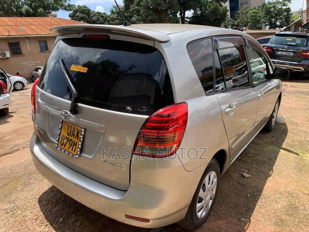 Toyota Corolla Spacio 2006 Silver