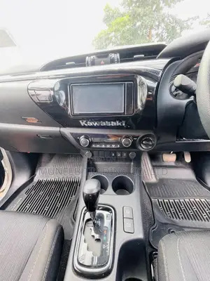 Toyota Hilux Revo Double Cab Deisel 2.8 AWD 2019