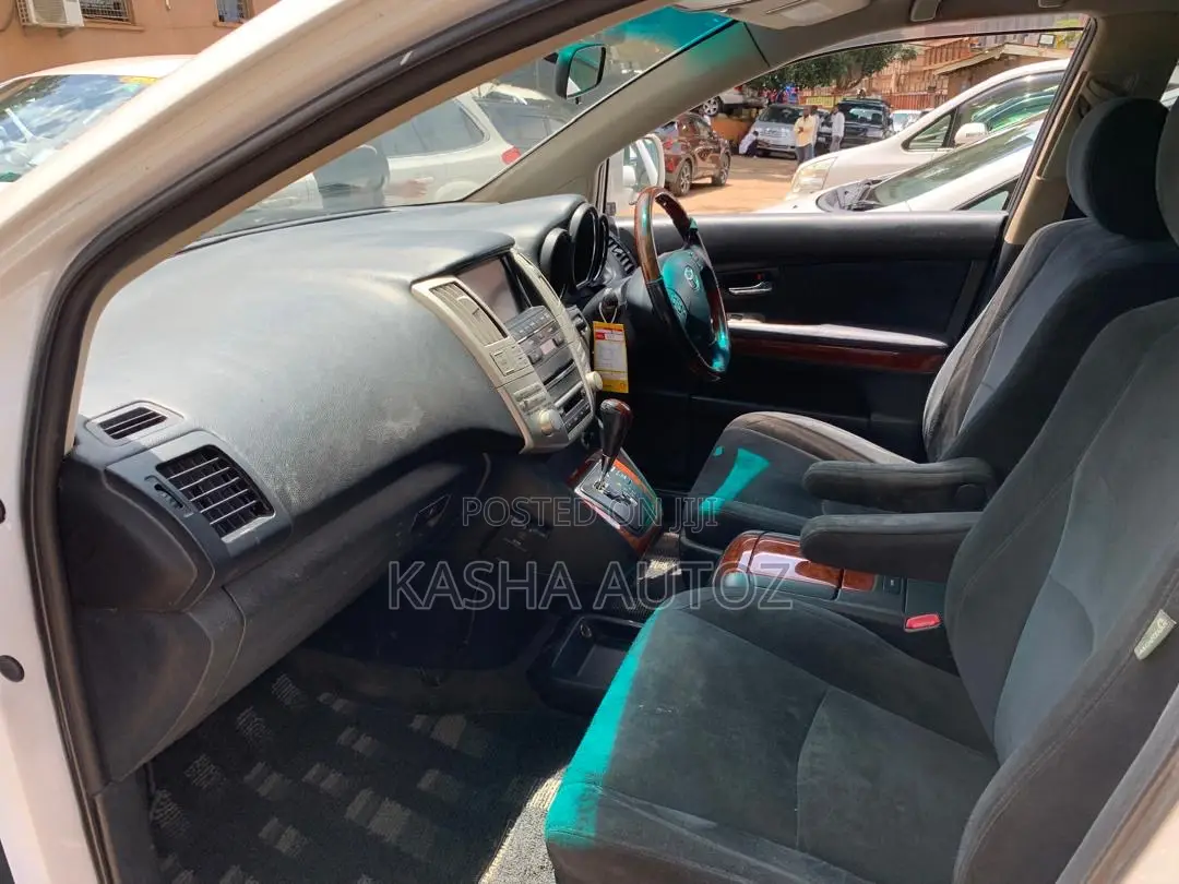 Toyota Harrier 2007 White
